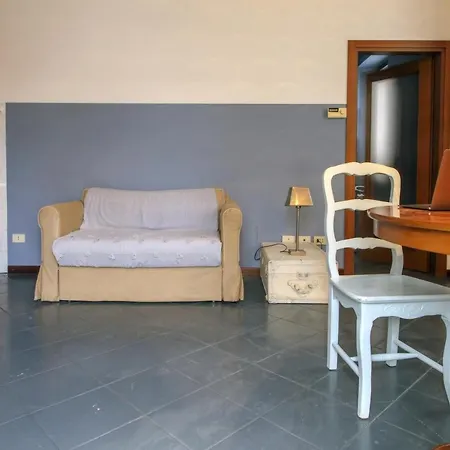 Lungo Il Sentiero Del Viandante Apartment Lecco